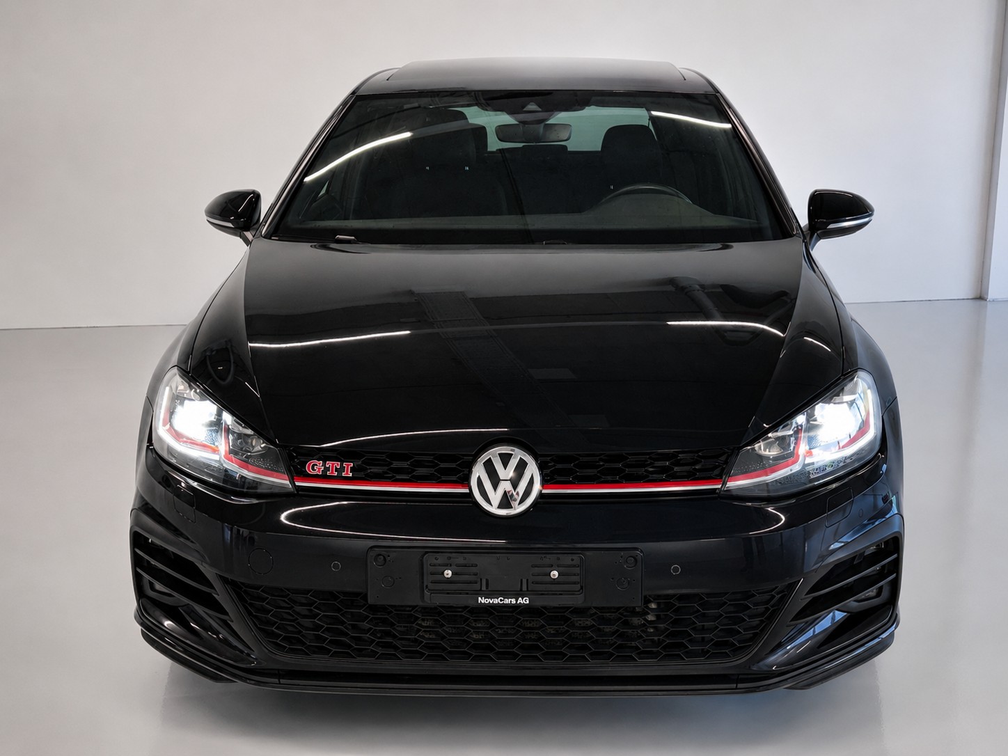 VW GOLF-image-2