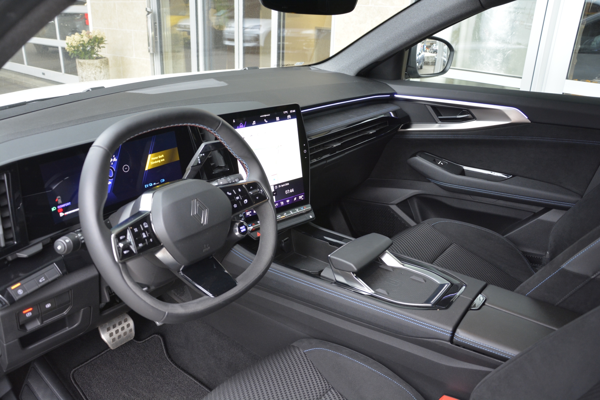 RENAULT Austral 1.2 E-Tech techno esprit Alpine-image-4
