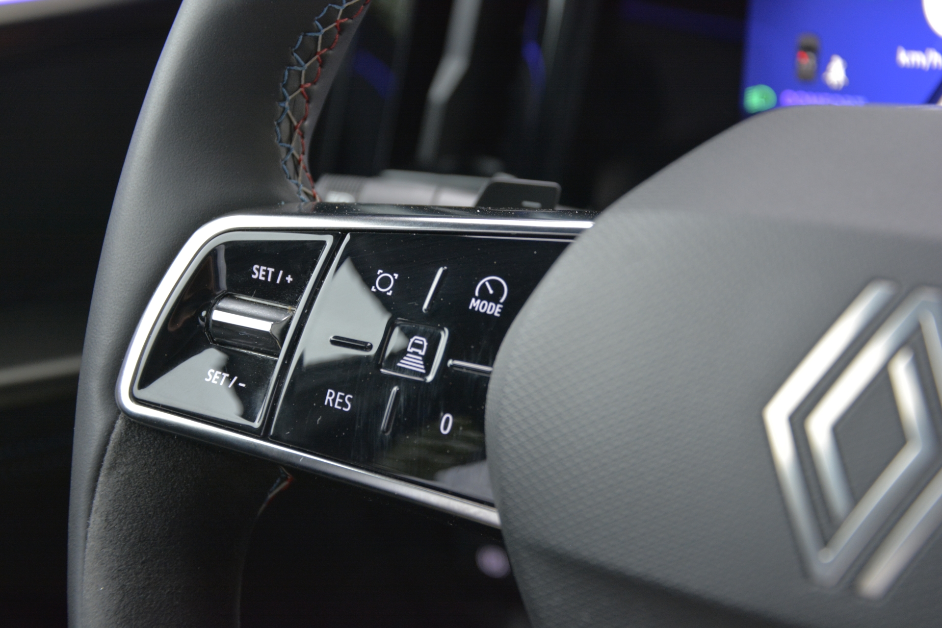 RENAULT Austral 1.2 E-Tech techno esprit Alpine-image-12