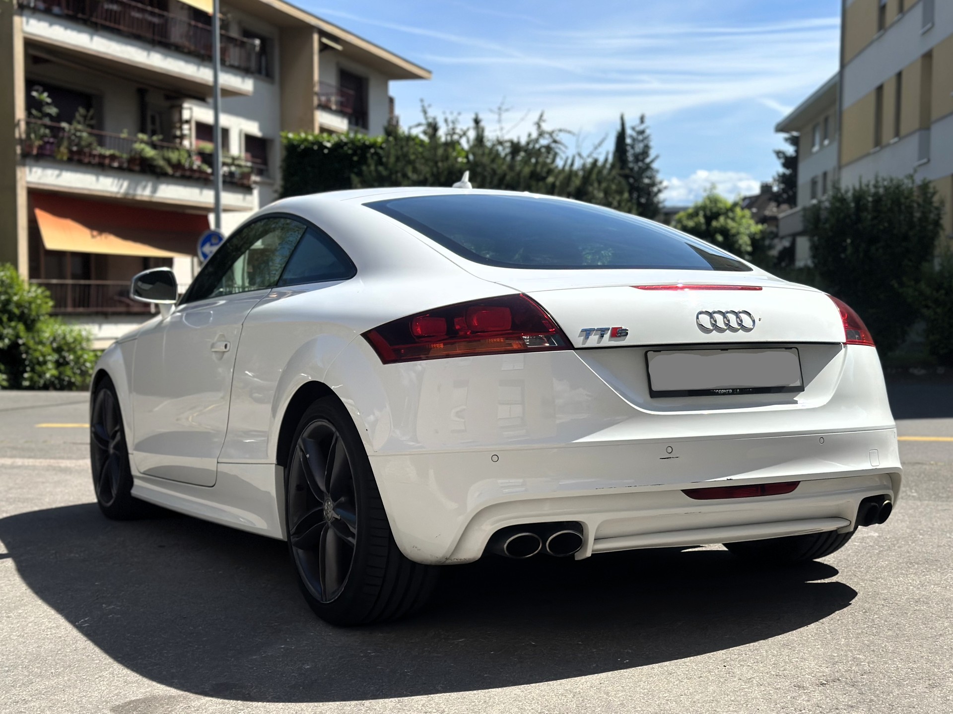 AUDI TTS Coupé 2.0 TFSI quattro-image-3
