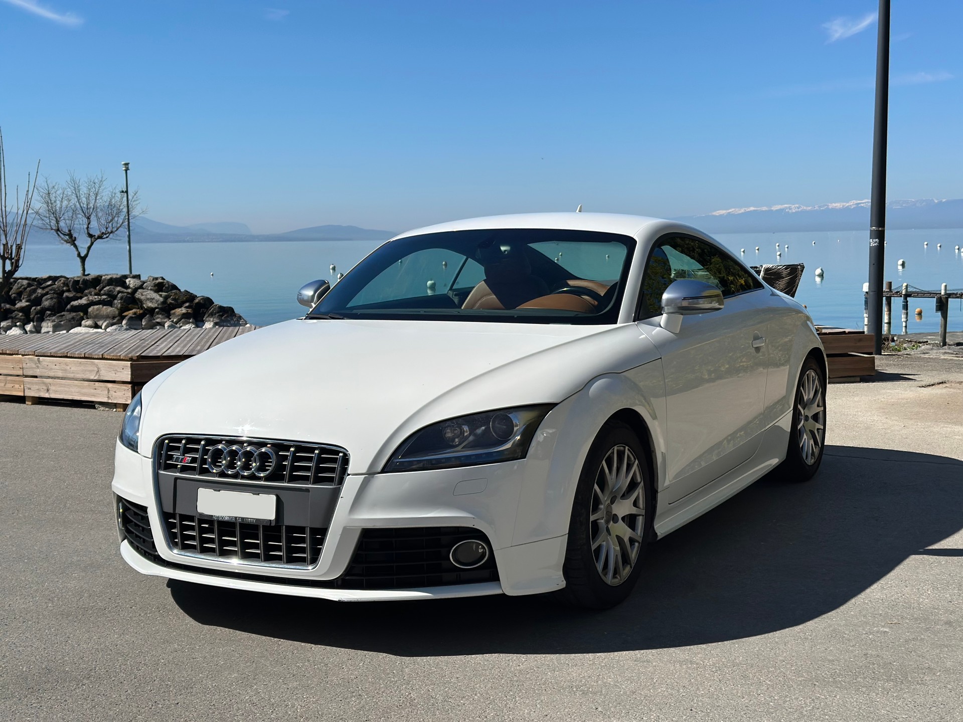 AUDI TTS Coupé 2.0 TFSI quattro-image-4
