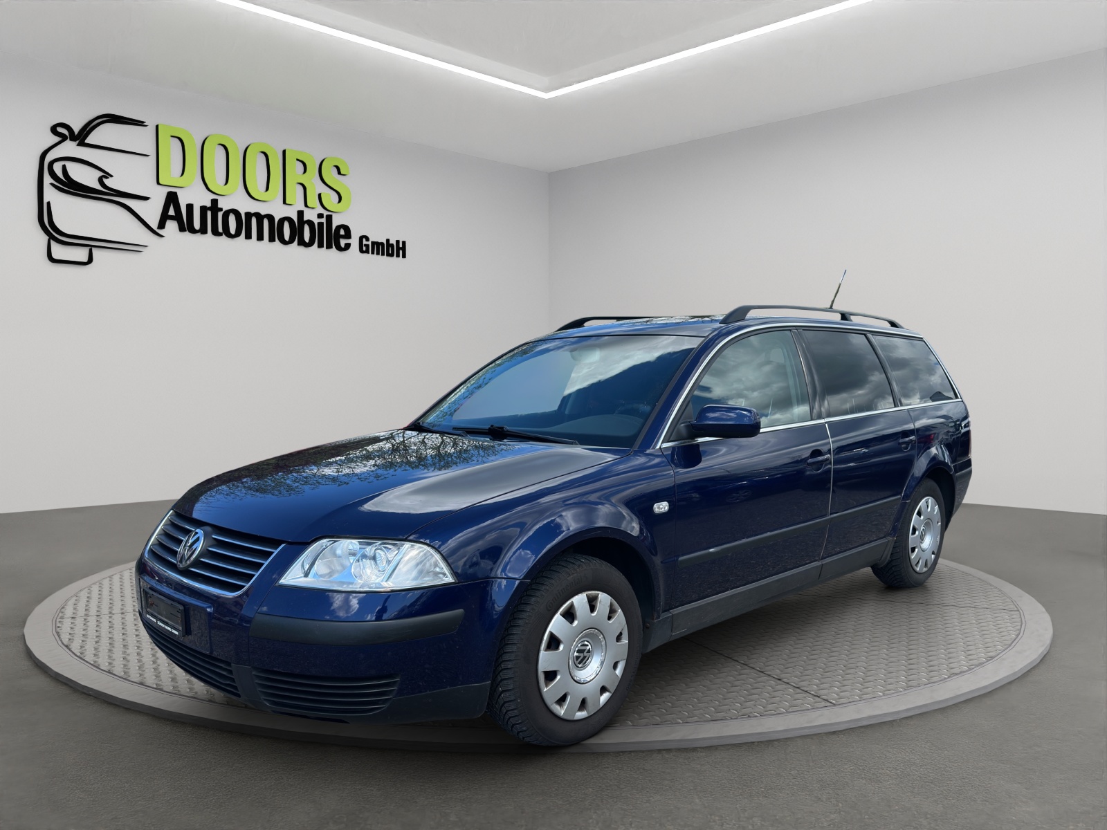 VW Passat Variant 2.0 Trendline-image-2