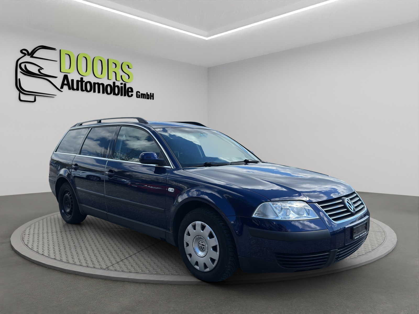 VW Passat Variant 2.0 Trendline-image-0