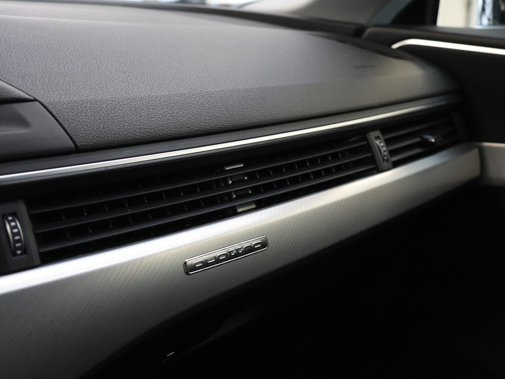 AUDI A5 Sportback 40 TDI quattro S-tronic *Keyless* *Rückfahrkamera* *Sitzheizung*-image-27