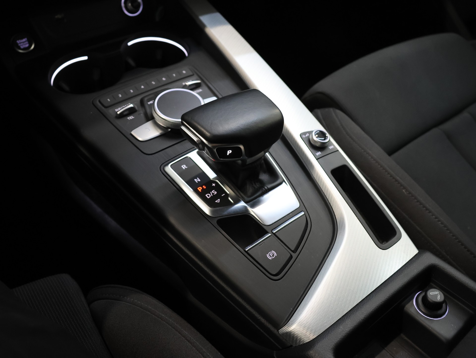 AUDI A5 Sportback 40 TDI quattro S-tronic *Keyless* *Rückfahrkamera* *Sitzheizung*-image-26