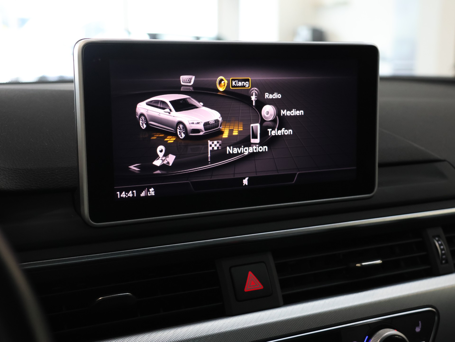 AUDI A5 Sportback 40 TDI quattro S-tronic *Keyless* *Rückfahrkamera* *Sitzheizung*-image-22