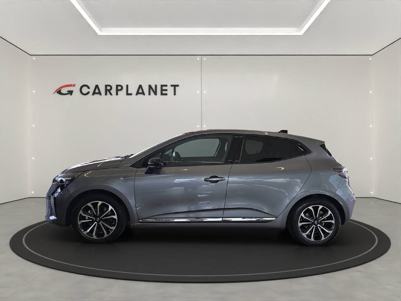 RENAULT Clio 1.6 E-Tech techno-image-1