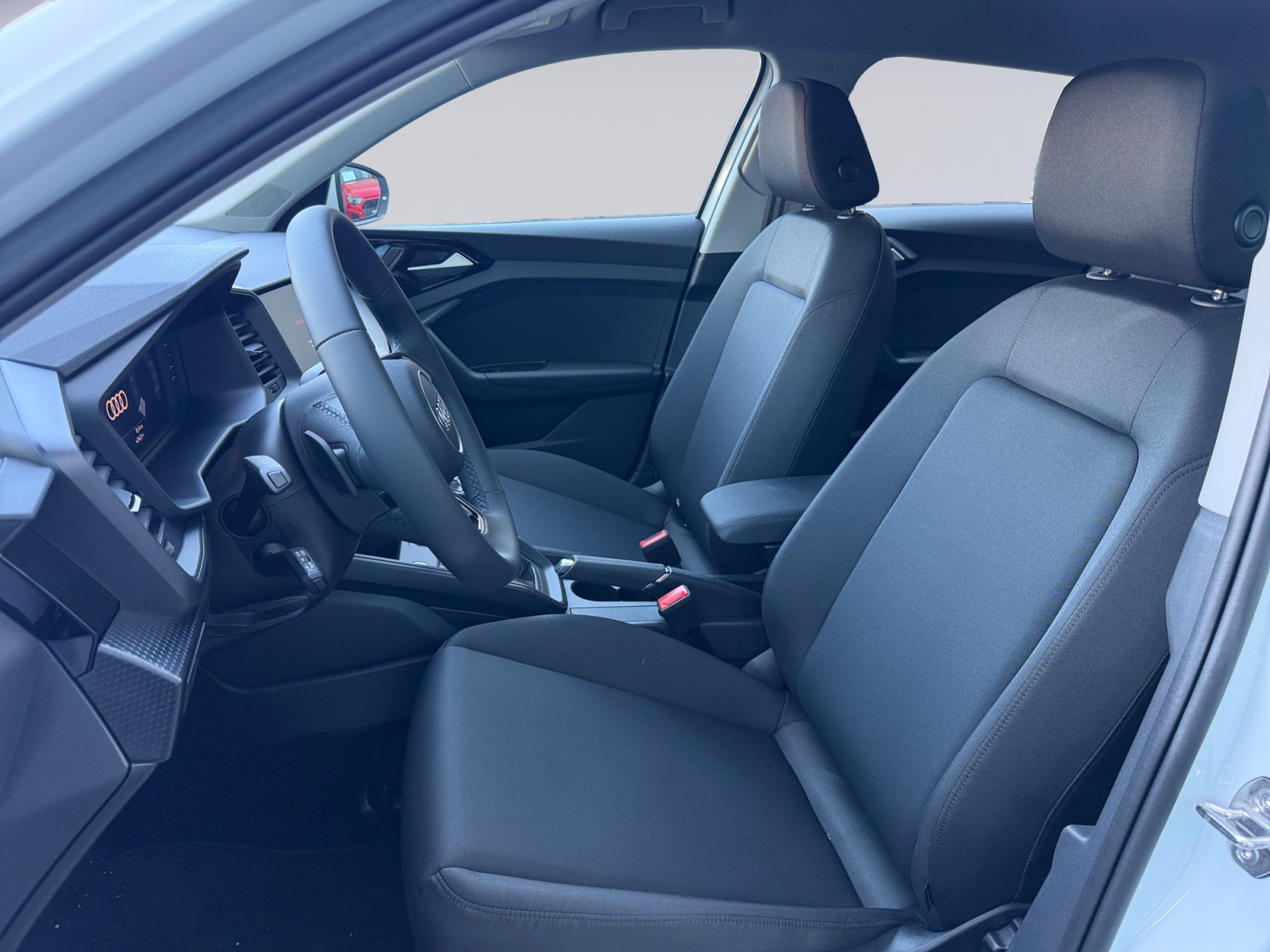 AUDI A1 Sportback 30 TFSI Attraction S-tronic-image-7
