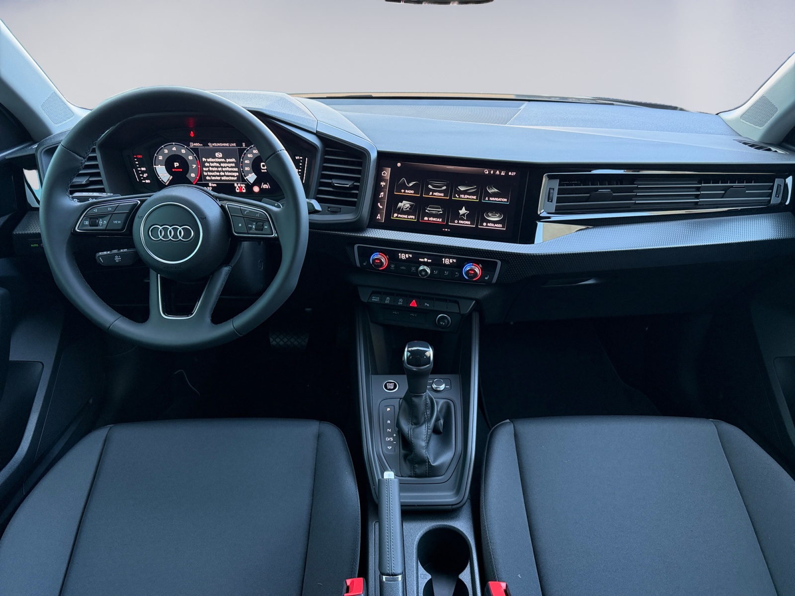 AUDI A1 Sportback 30 TFSI Attraction S-tronic-image-9