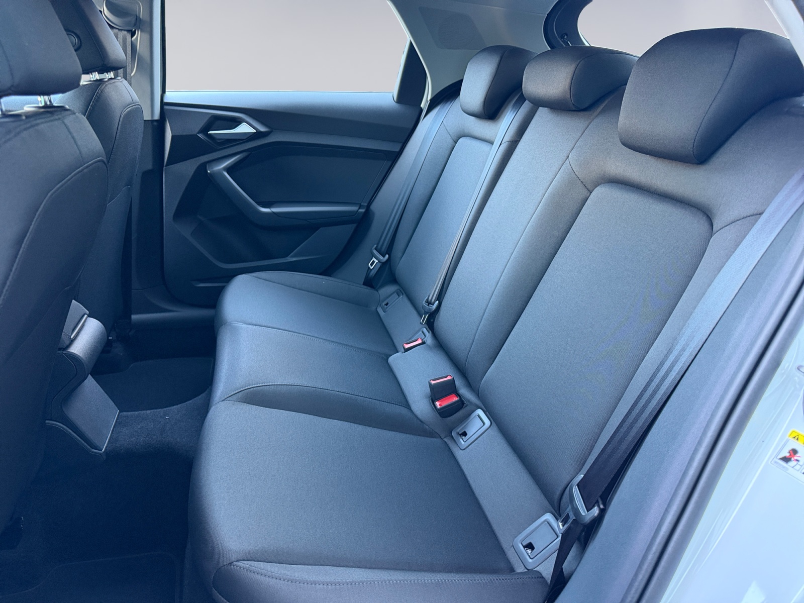 AUDI A1 Sportback 30 TFSI Attraction S-tronic-image-11