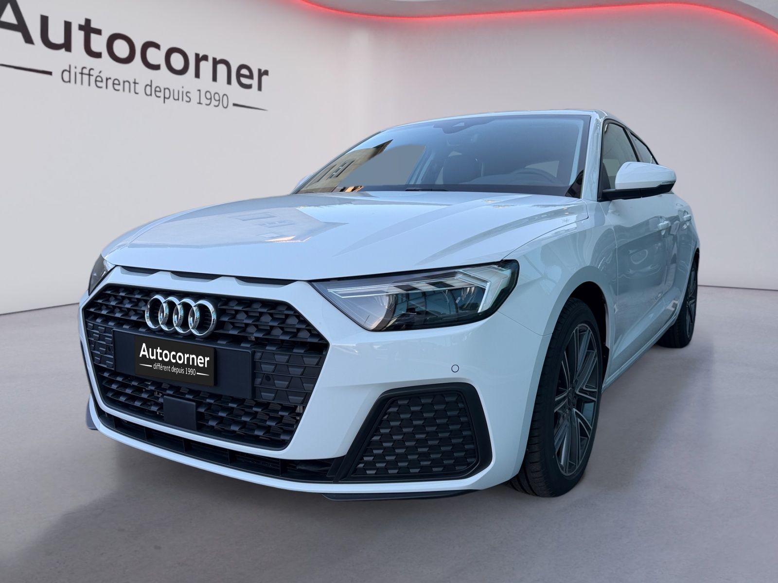 AUDI A1 Sportback 30 TFSI Attraction S-tronic-image-1