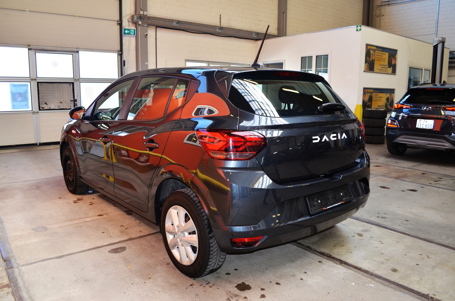 DACIA Sandero TCe 90 Expression CVT-image-6