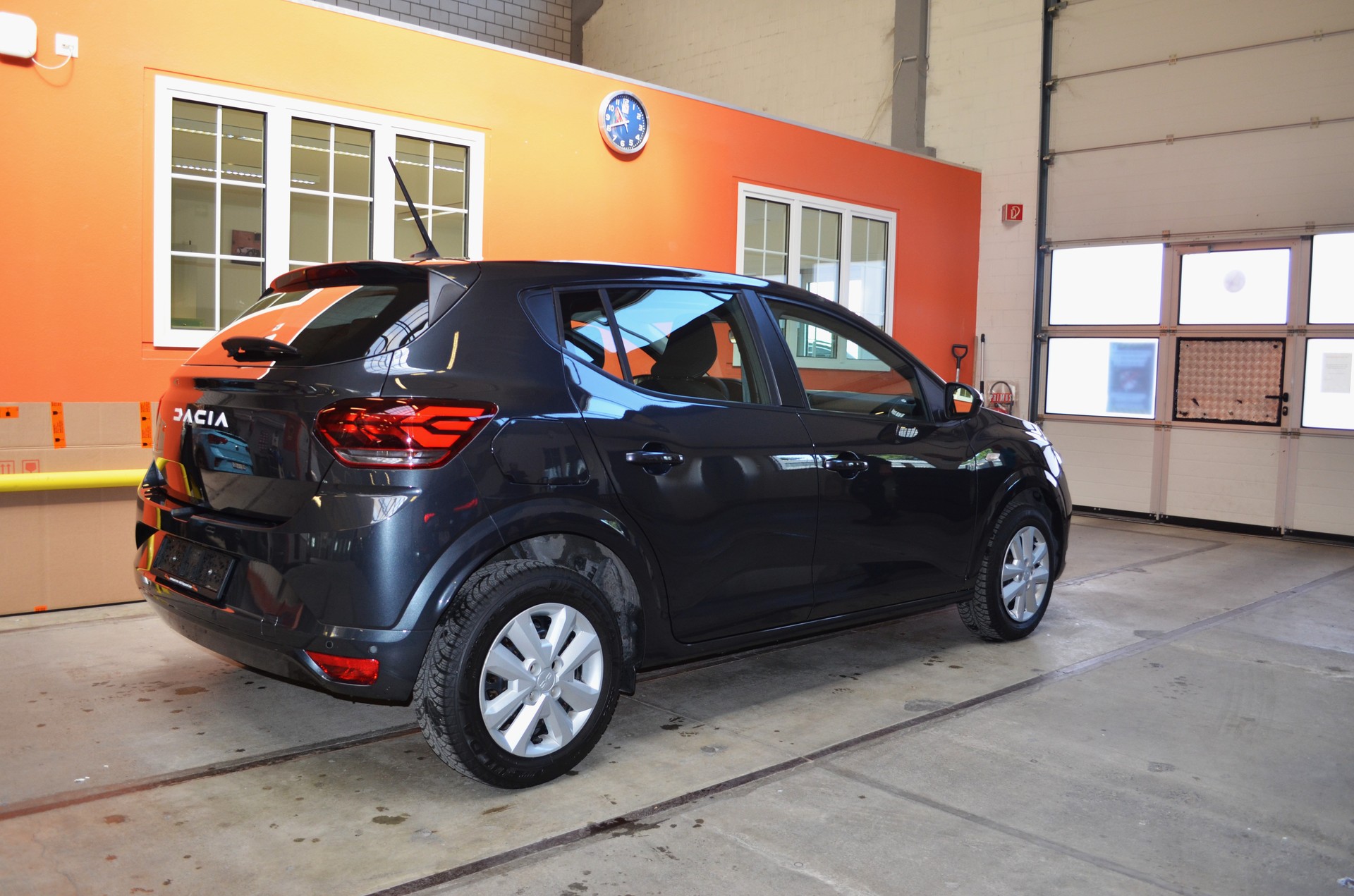 DACIA Sandero TCe 90 Expression CVT-image-4