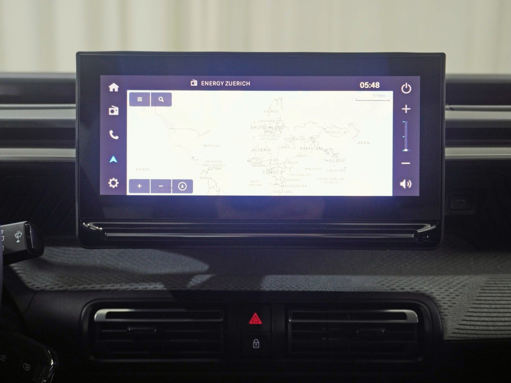 CITROEN C3 e-Max-image-13