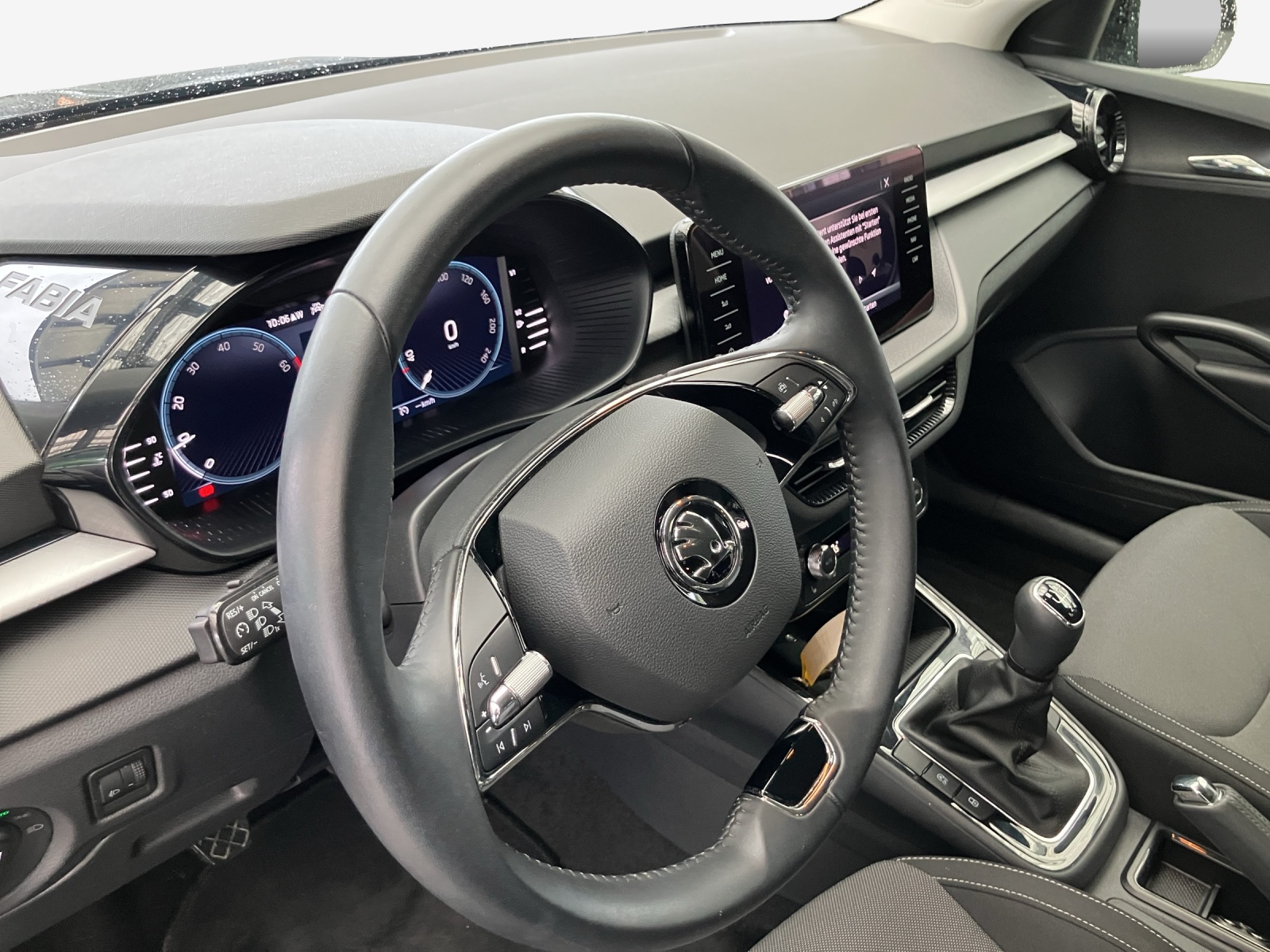 SKODA Fabia 1.0 TSI Ambition-image-9