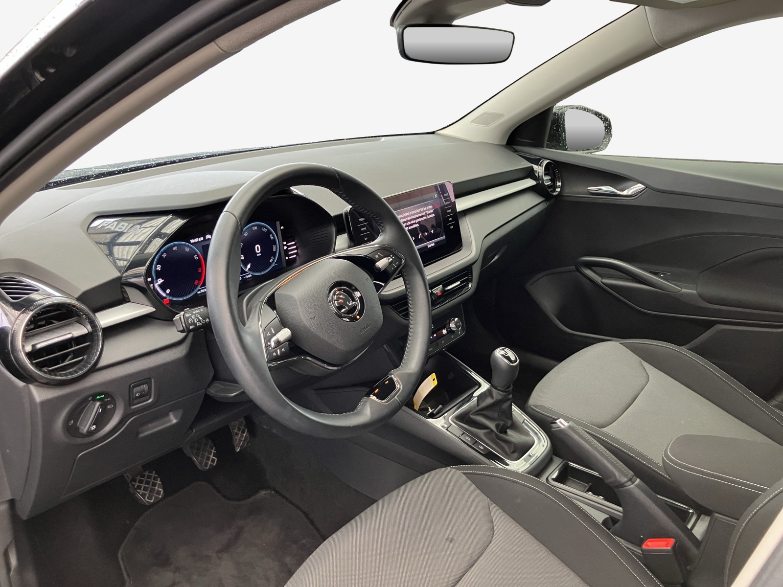 SKODA Fabia 1.0 TSI Ambition-image-8