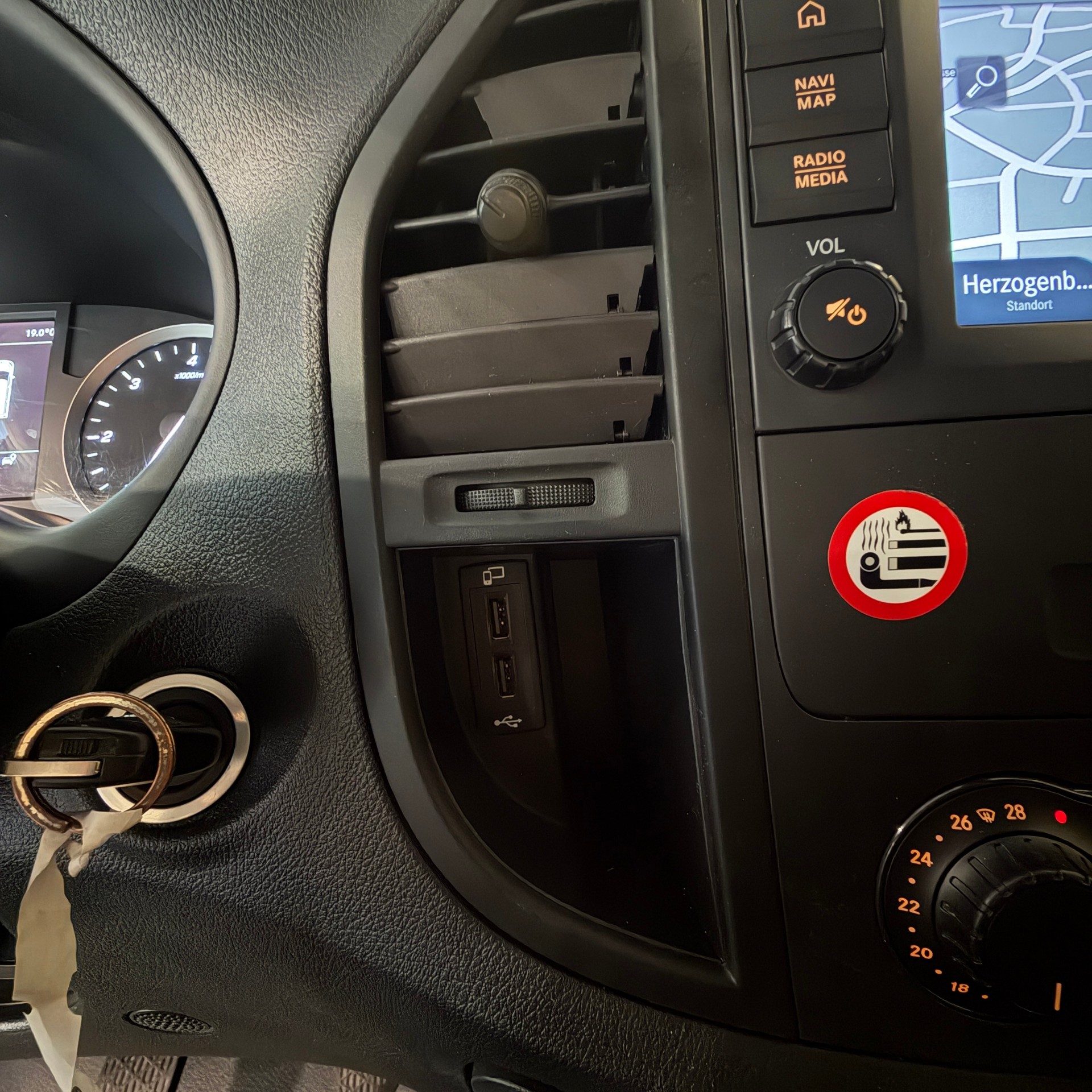 MERCEDES-BENZ Vito 116 CDI Mixto-image-12