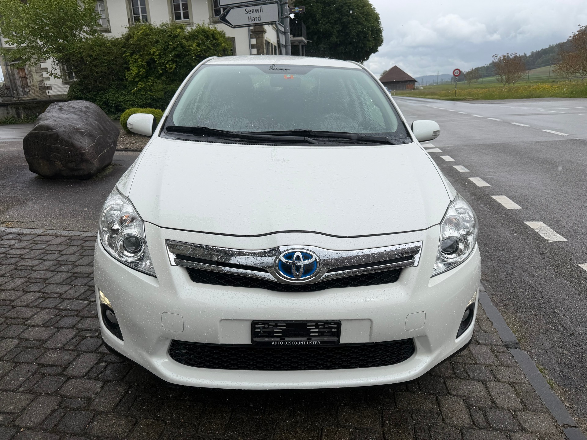 TOYOTA Auris 1.8 16V HSD Linea Luna-image-6