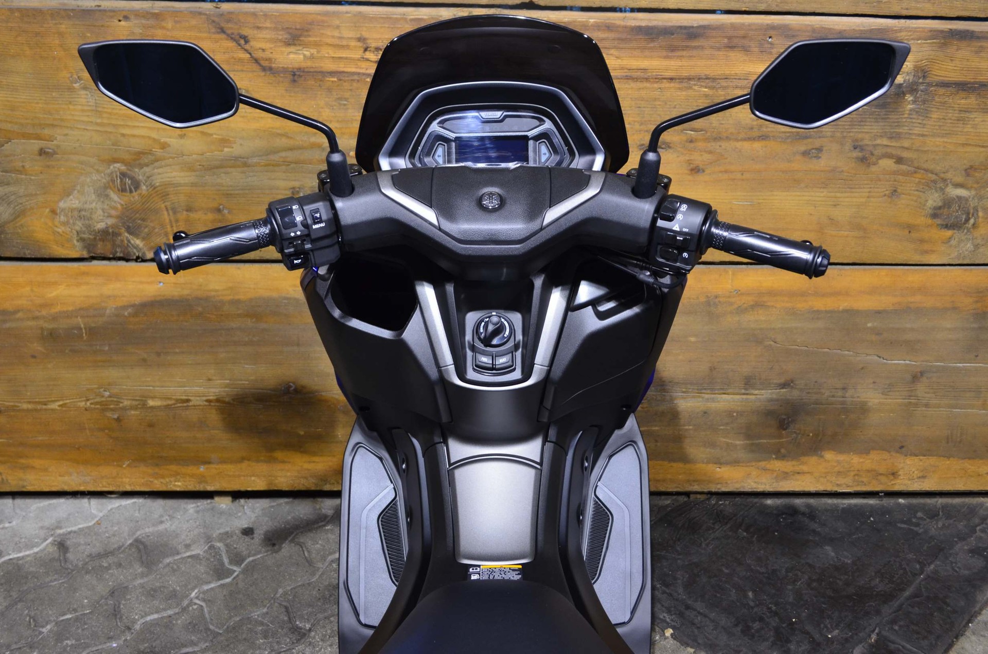 YAMAHA GPD 125 NMAX ABS-showroom-element-2
