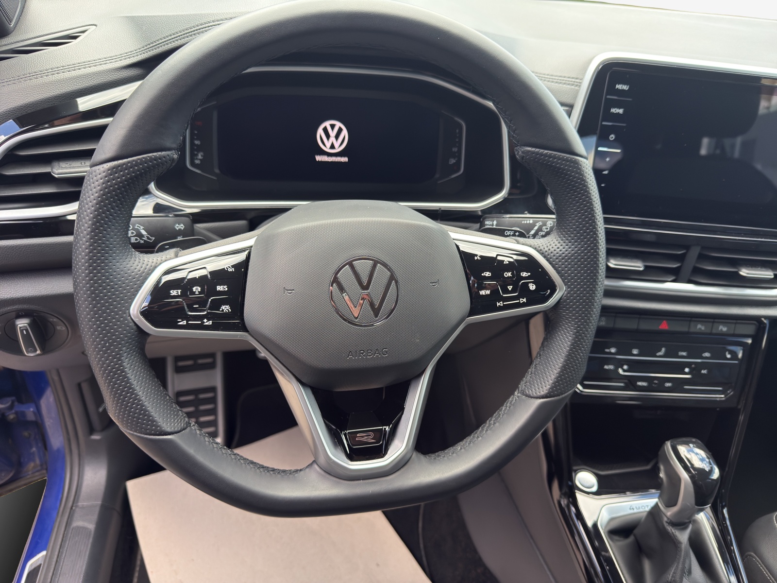VW T-Roc 2.0 TSI R-Line DSG 4Motion-image-9