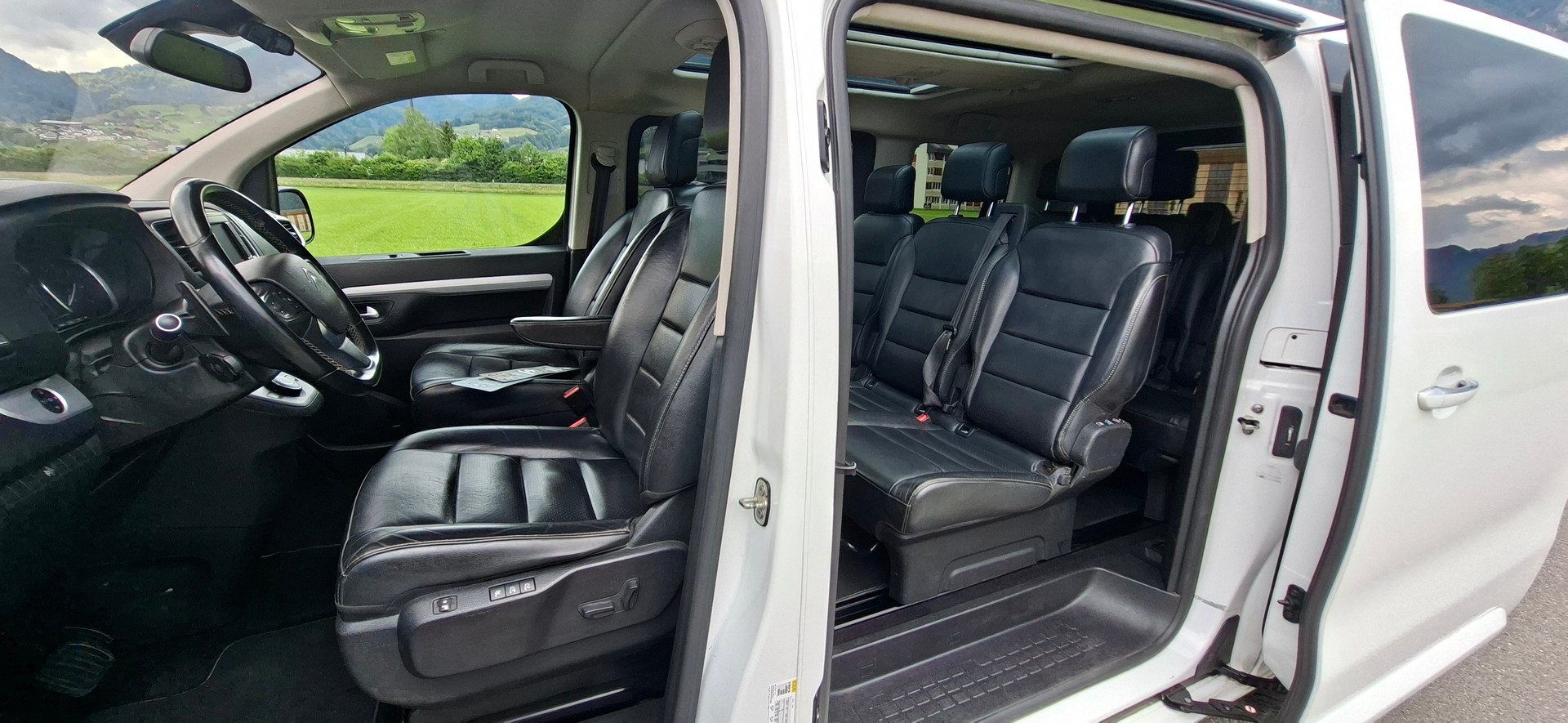 CITROEN Spacetourer 2.0 BlueHDi Business M EAT-image-4