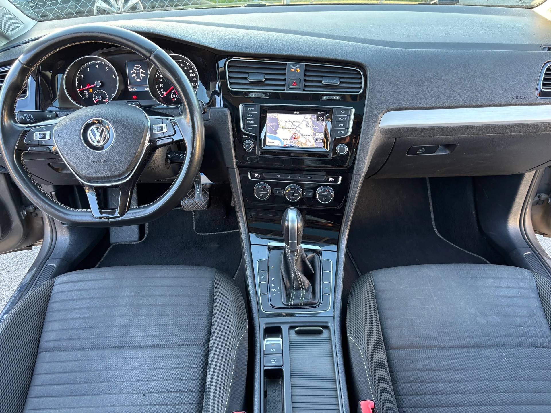 VW Golf 1.2 TSI Comfortline DSG-image-6