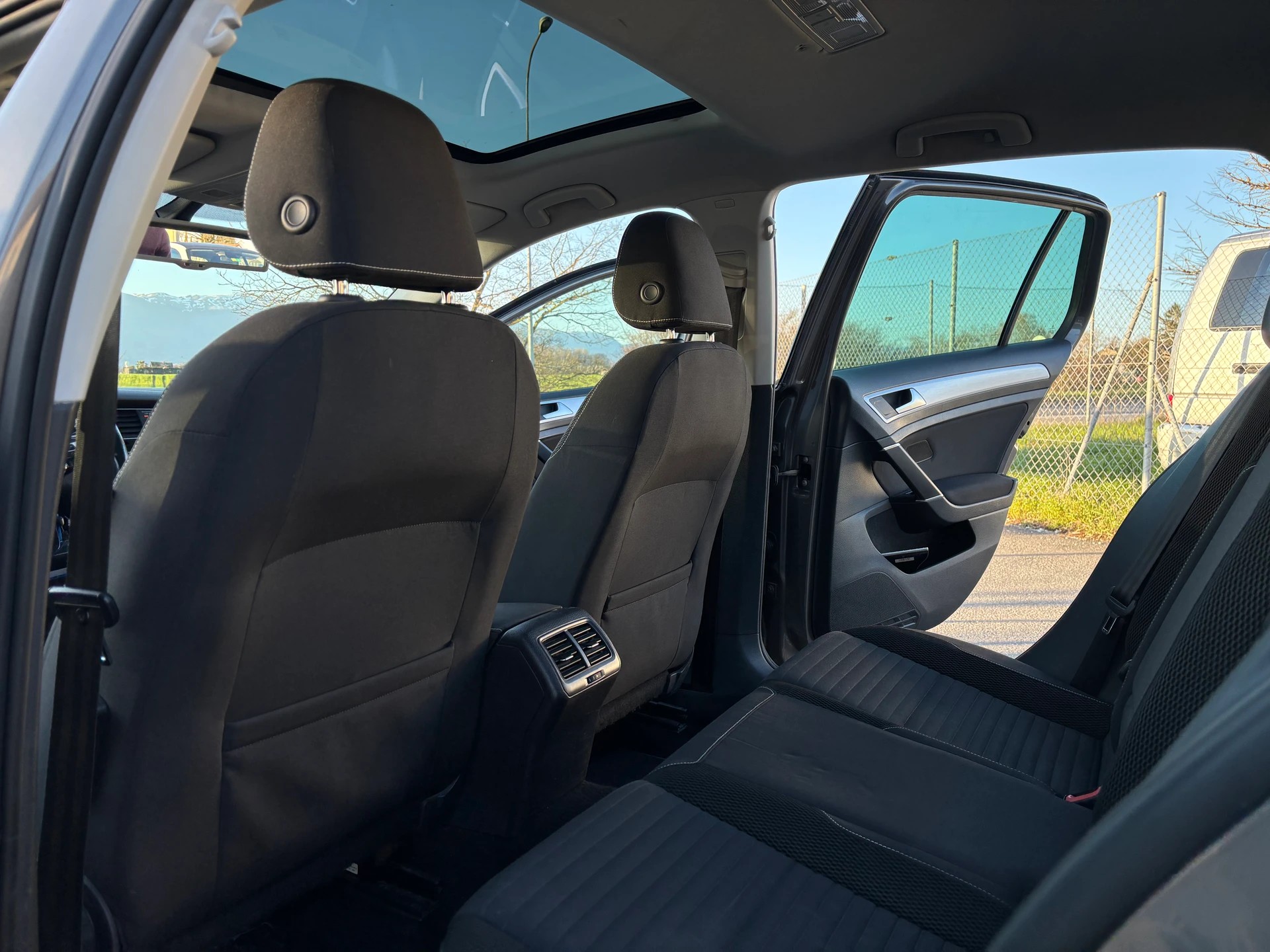 VW Golf 1.2 TSI Comfortline DSG-image-12