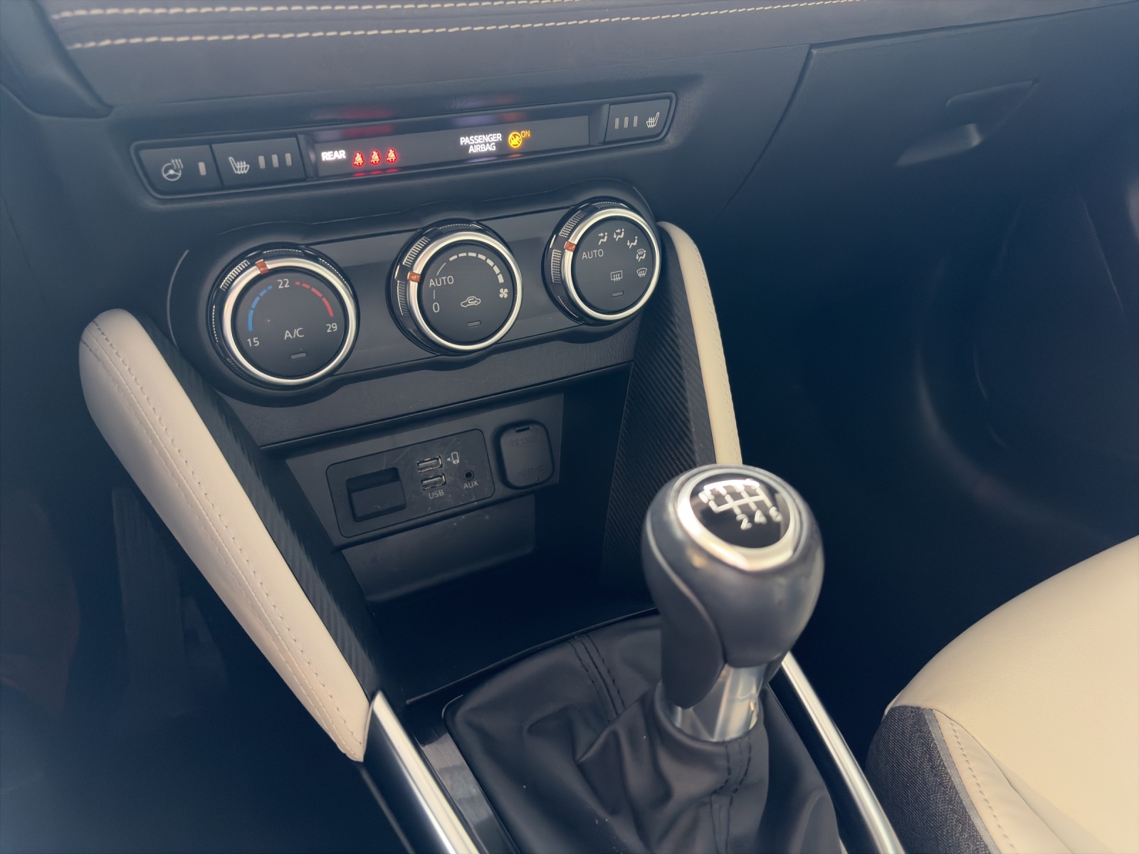 MAZDA 2 G 90 MHD Revolution-image-17