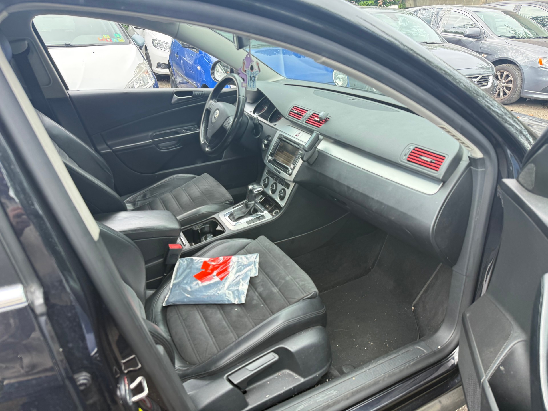 VW Passat Variant 2.0 TDI Comfortline DSG-image-6