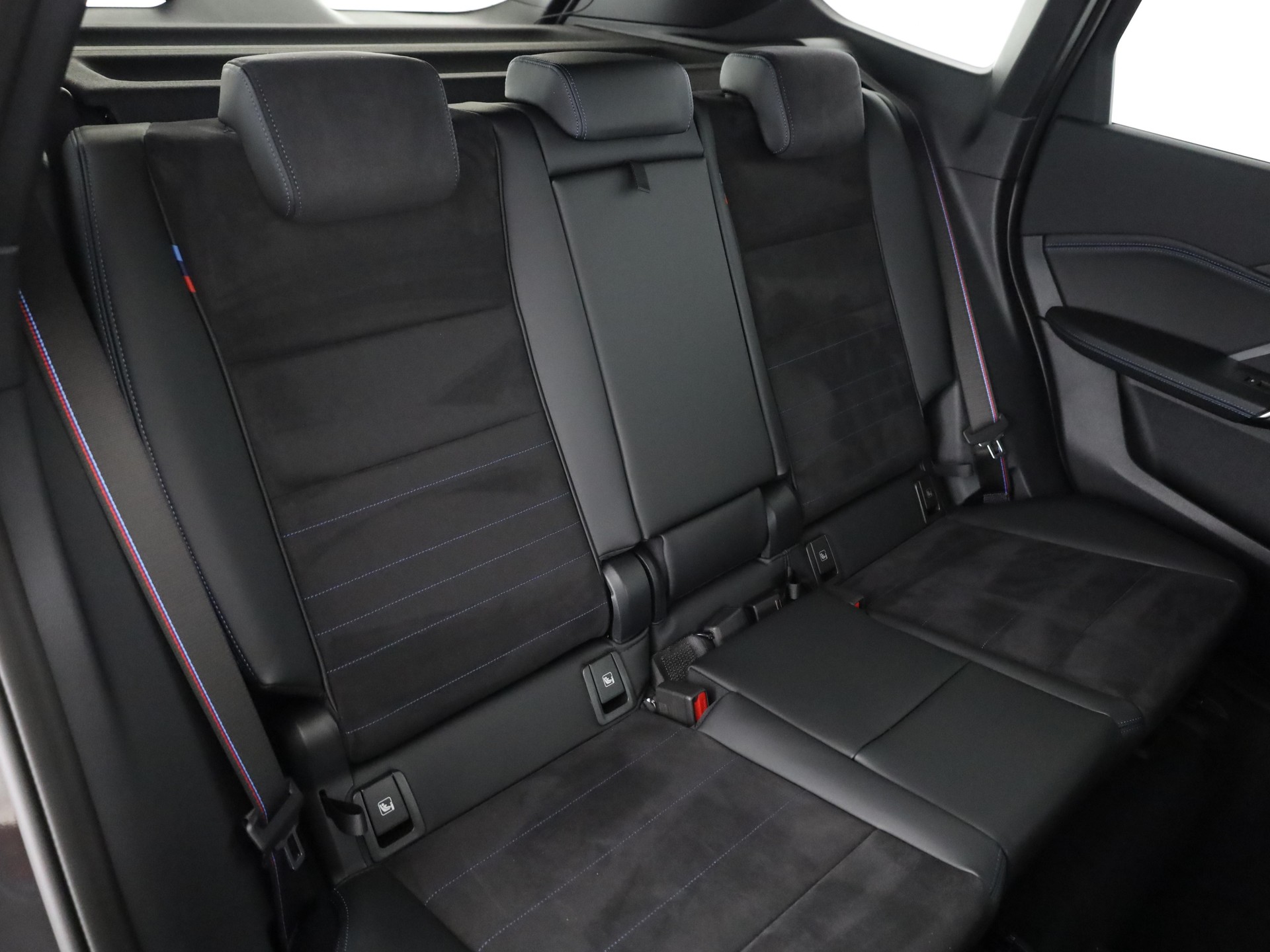 BMW X1 M35i-image-16