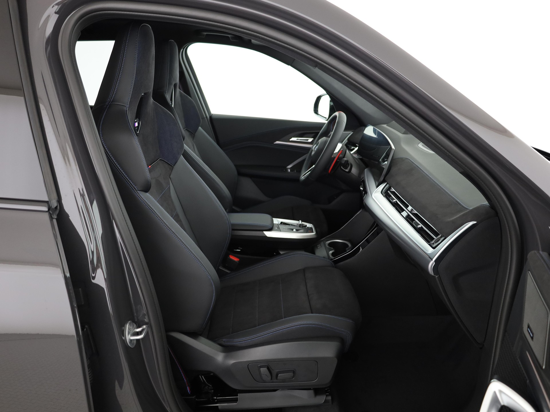 BMW X1 M35i-image-17