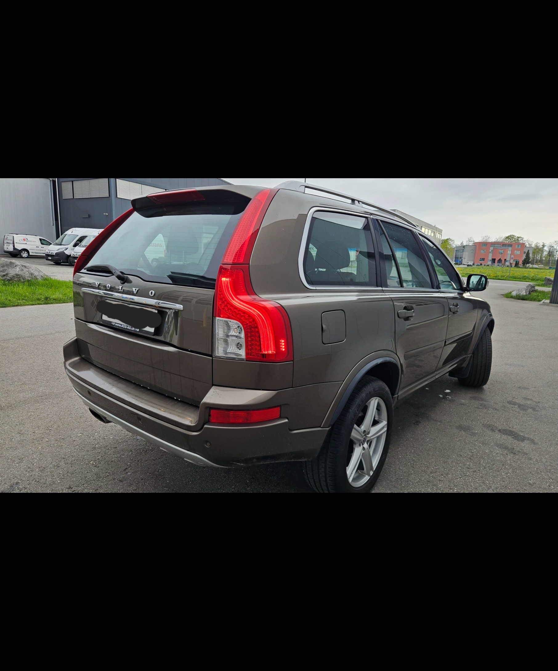 VOLVO 7 platz-image-4