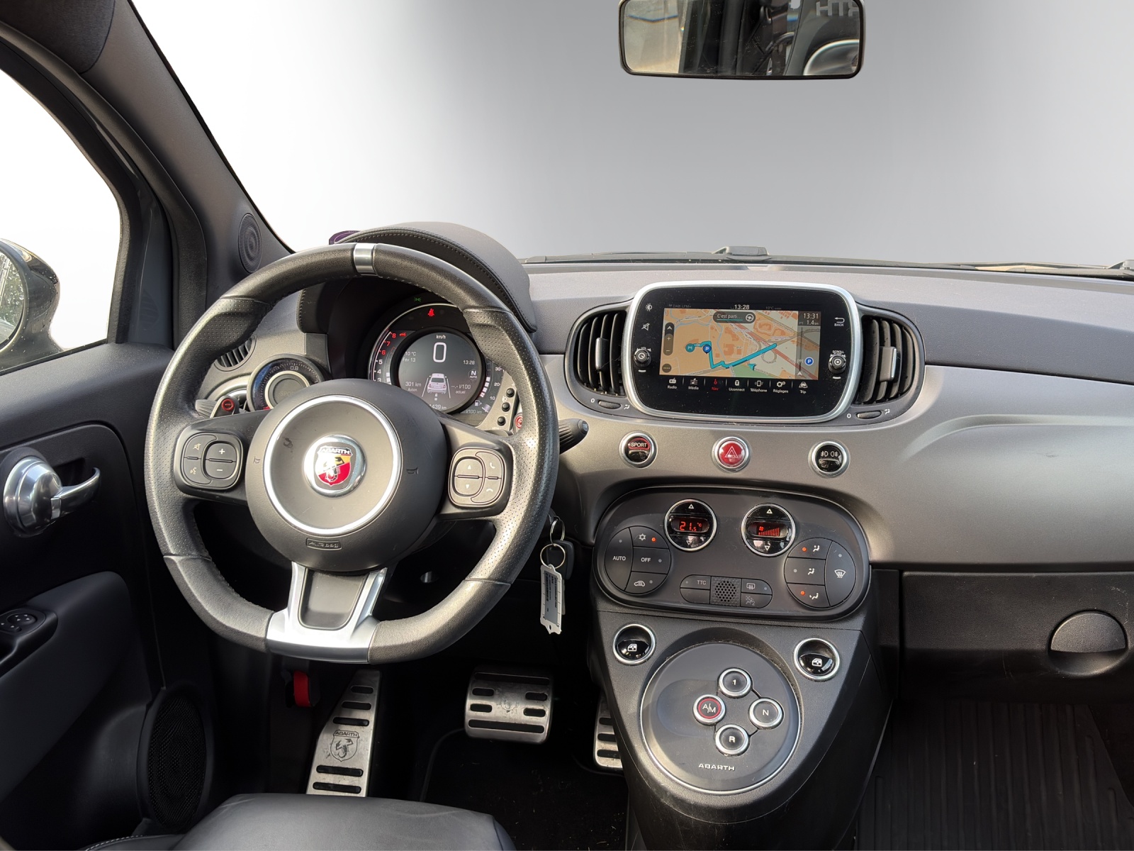 Image FIAT 595-ABARTH 595 1.4 16V Turbo Abarth Pista Dualogic