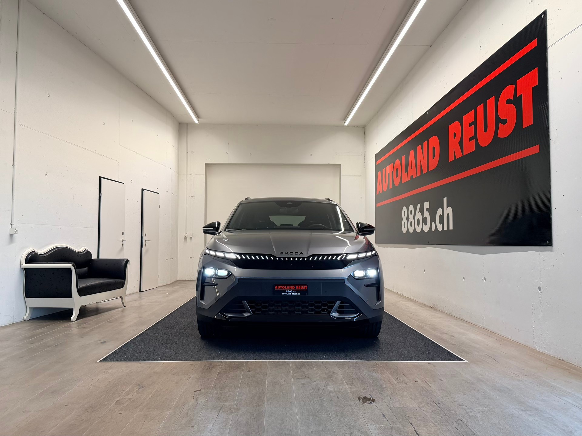 SKODA Elroq RS 4x4-image-1