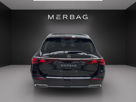 MERCEDES-BENZ E 220 d T 4M 9G-Tronic-image-4