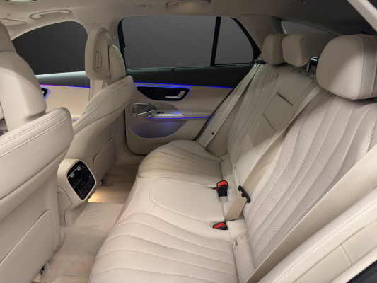 MERCEDES-BENZ E 220 d T 4M 9G-Tronic-image-8