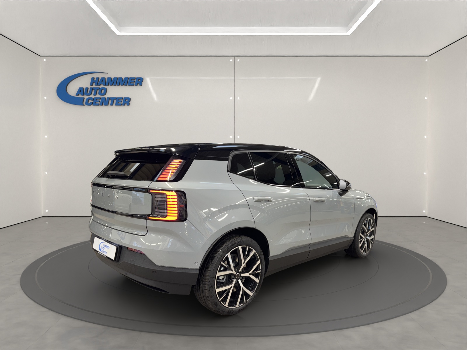 VOLVO EX30 E60 Twin Ultra Performance AWD-image-4