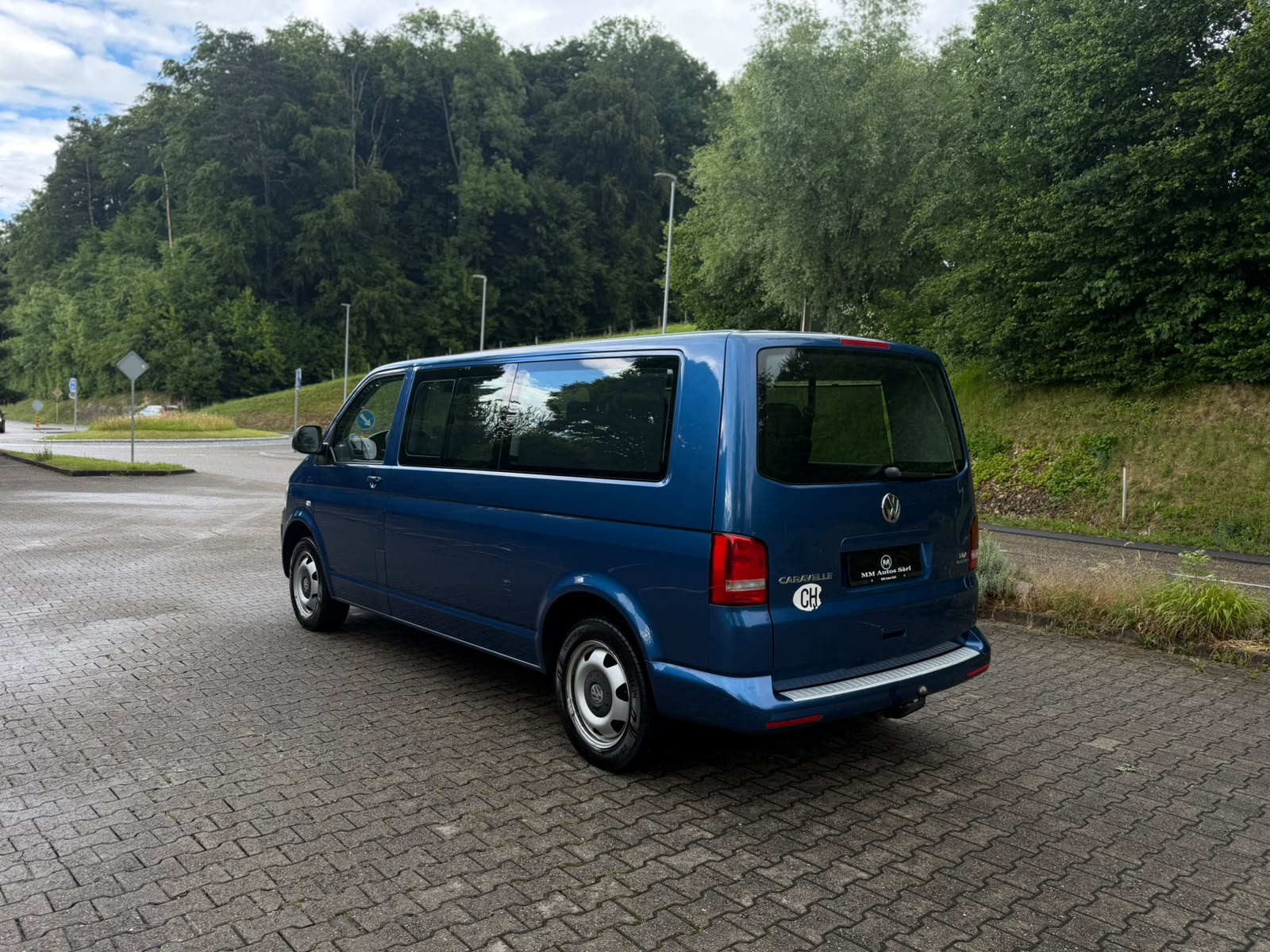VW T5 Caravelle Comfortline 2.0 TDI CR 4Motion-image-3