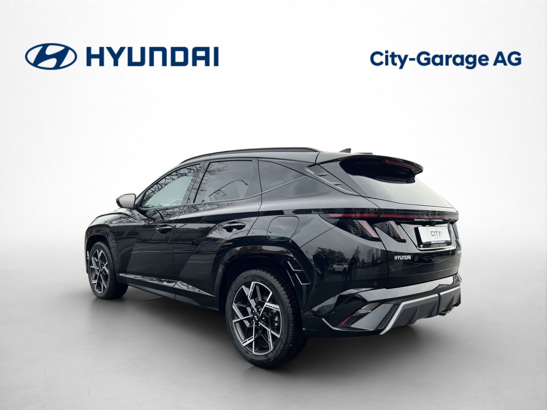 HYUNDAI Tucson 1.6 T-GDi Plug-in Hybrid N-Line Lux 4WD-image-2