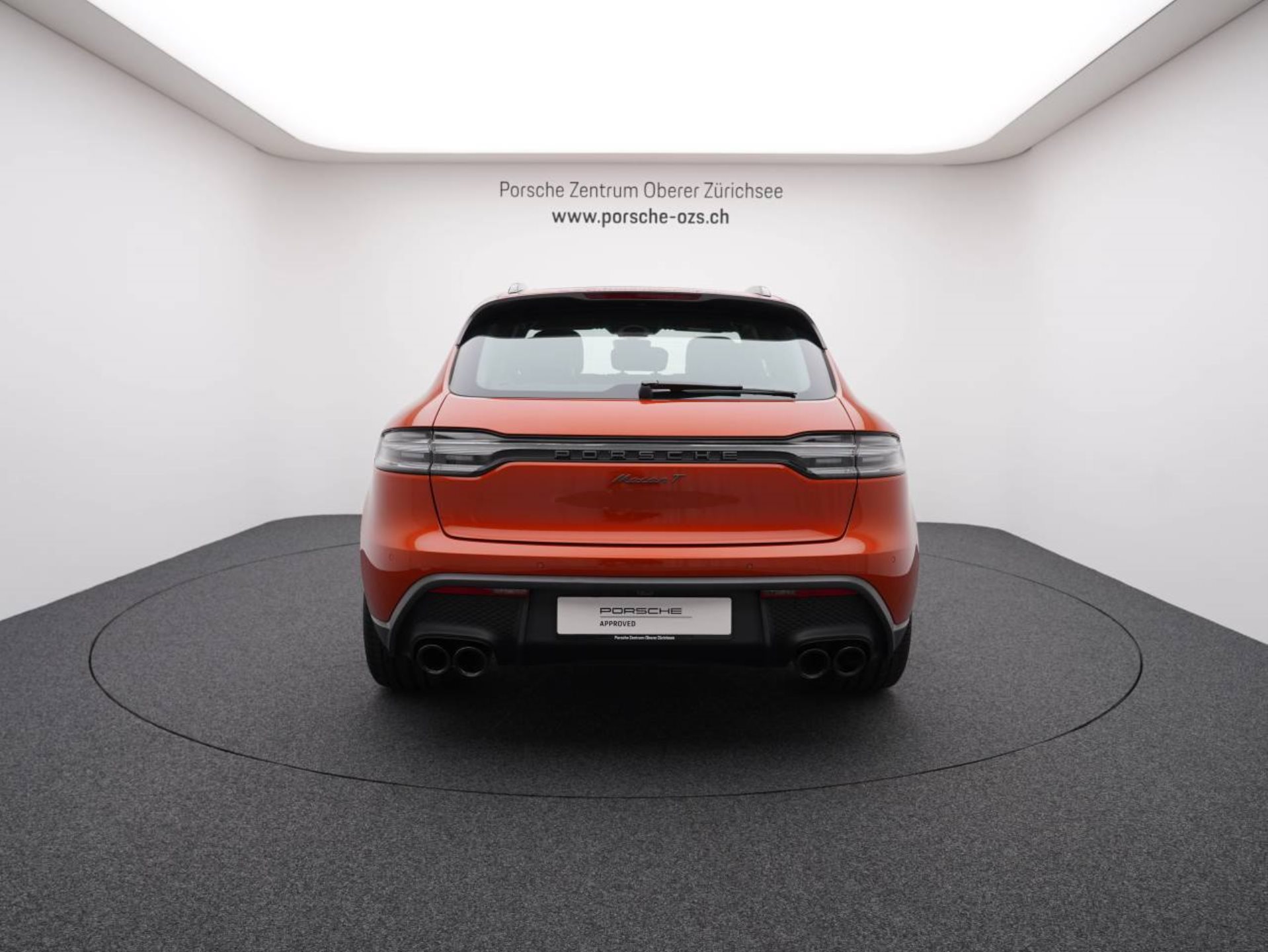 PORSCHE Macan T-image-5