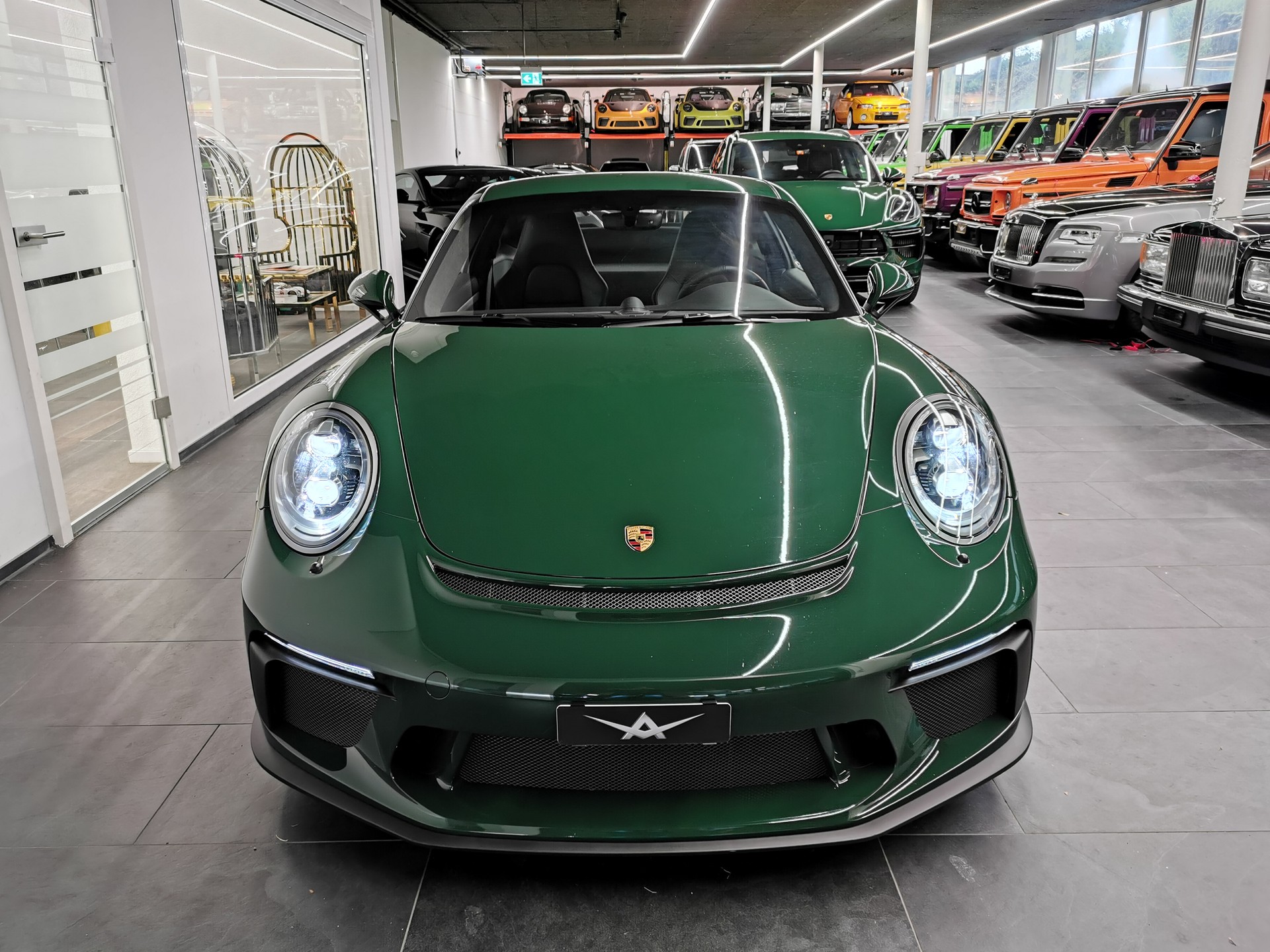 PORSCHE 911 GT3 991.2 TOURING PCCB HANDSCHALTER OHNE OPF PTS IRISH GREEN UNIKAT CH-AUTO EXCLUSIVE PERFEKT KEINE RENNSTRECKE LEDER ETC.-image-11