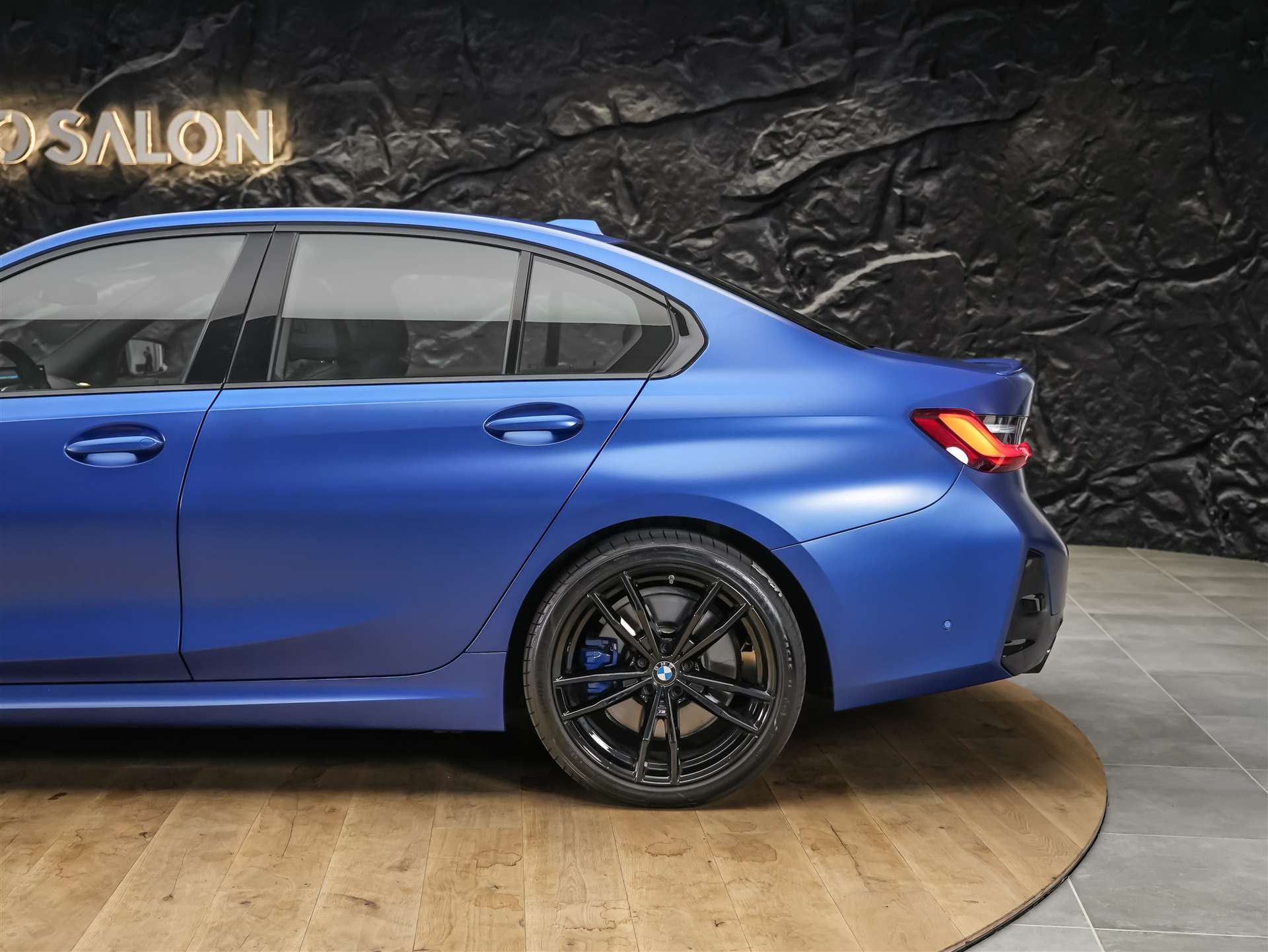 BMW 320d xDrive 48V Steptronic M Sport *Werksgarantie*Harman/Kardon*Abstandsregler*Head Up*-image-16