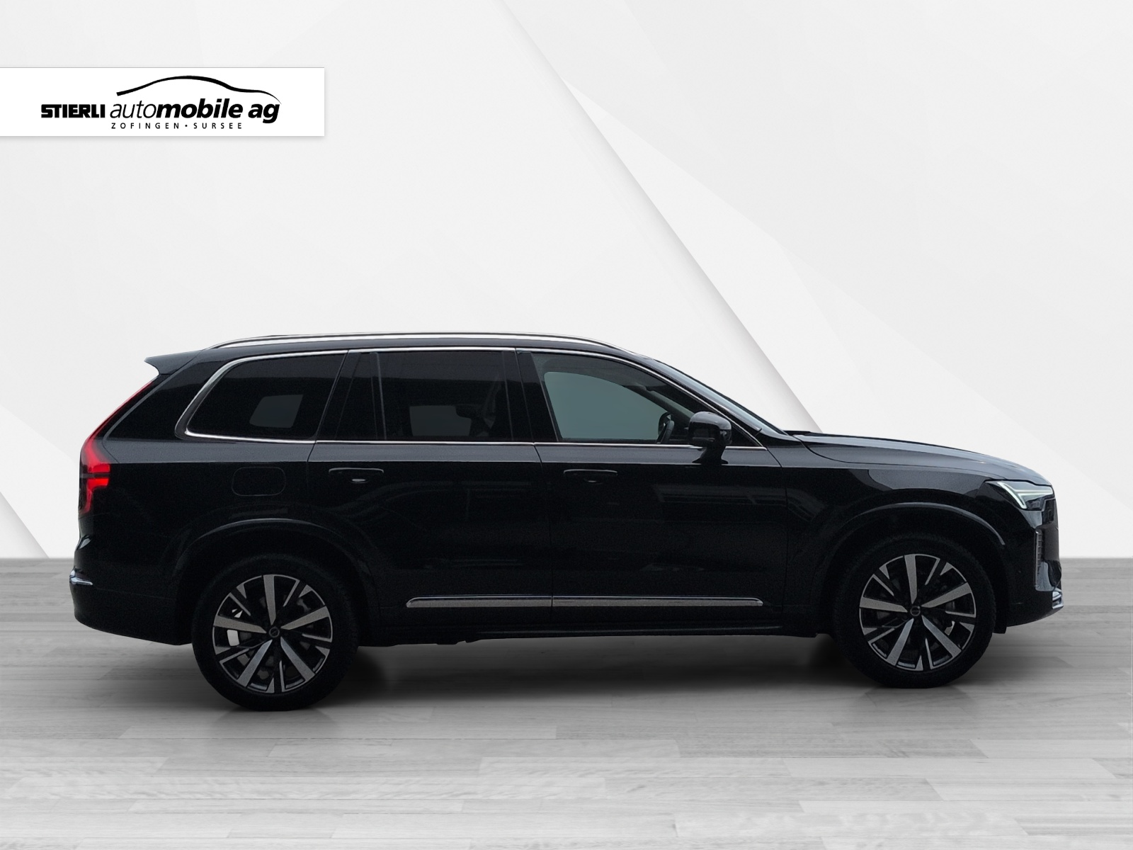 VOLVO XC90 2.0 B5 MH Plus Bright AWD-showroom-element-3