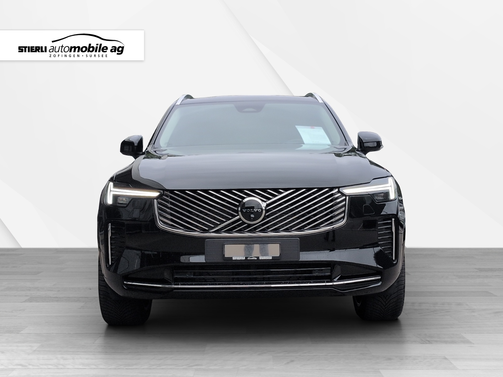 VOLVO XC90 2.0 B5 MH Plus Bright AWD-showroom-element-1