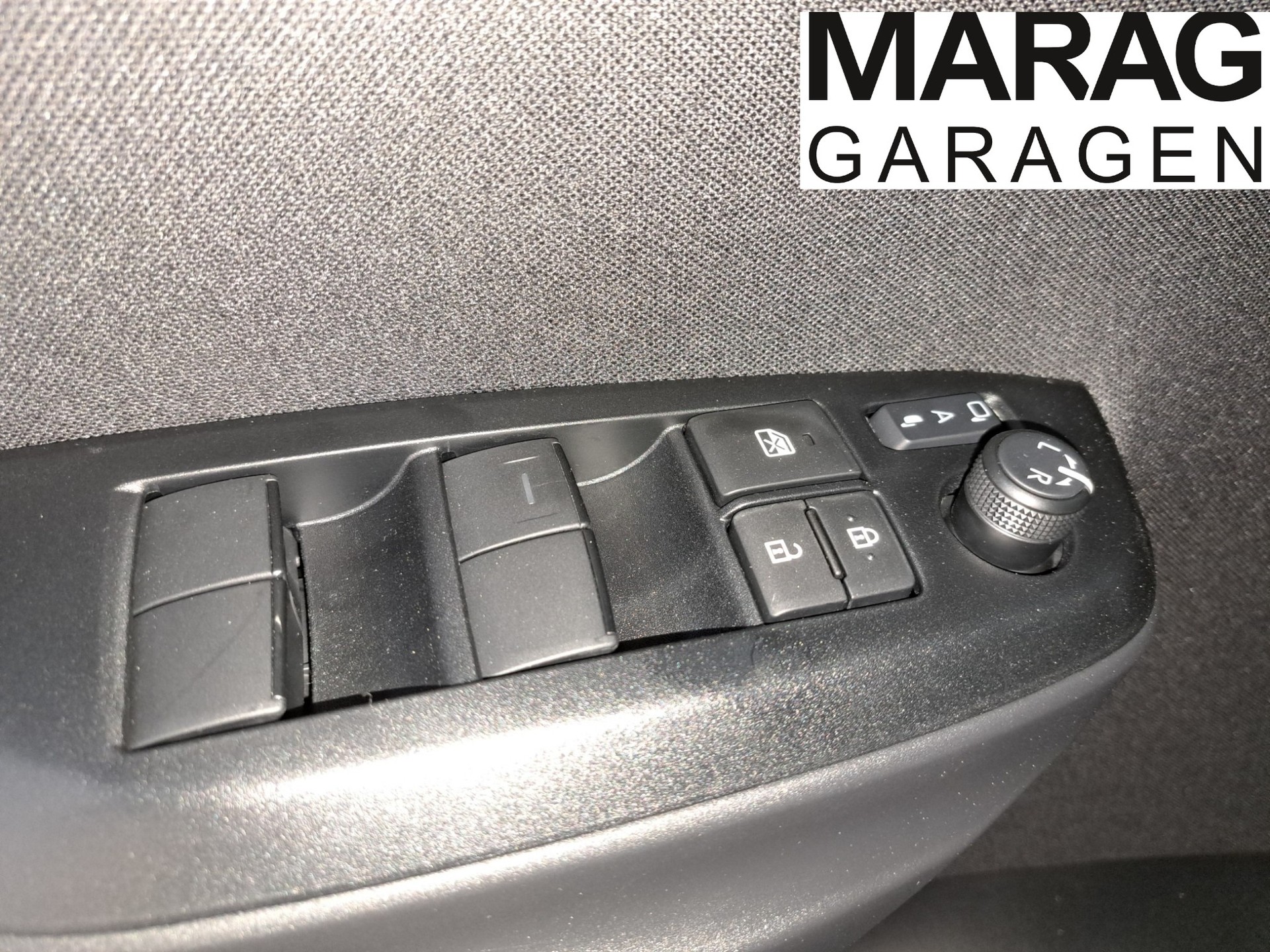 TOYOTA Yaris Cross 1.5 Trend AWDi e-CVT-image-12