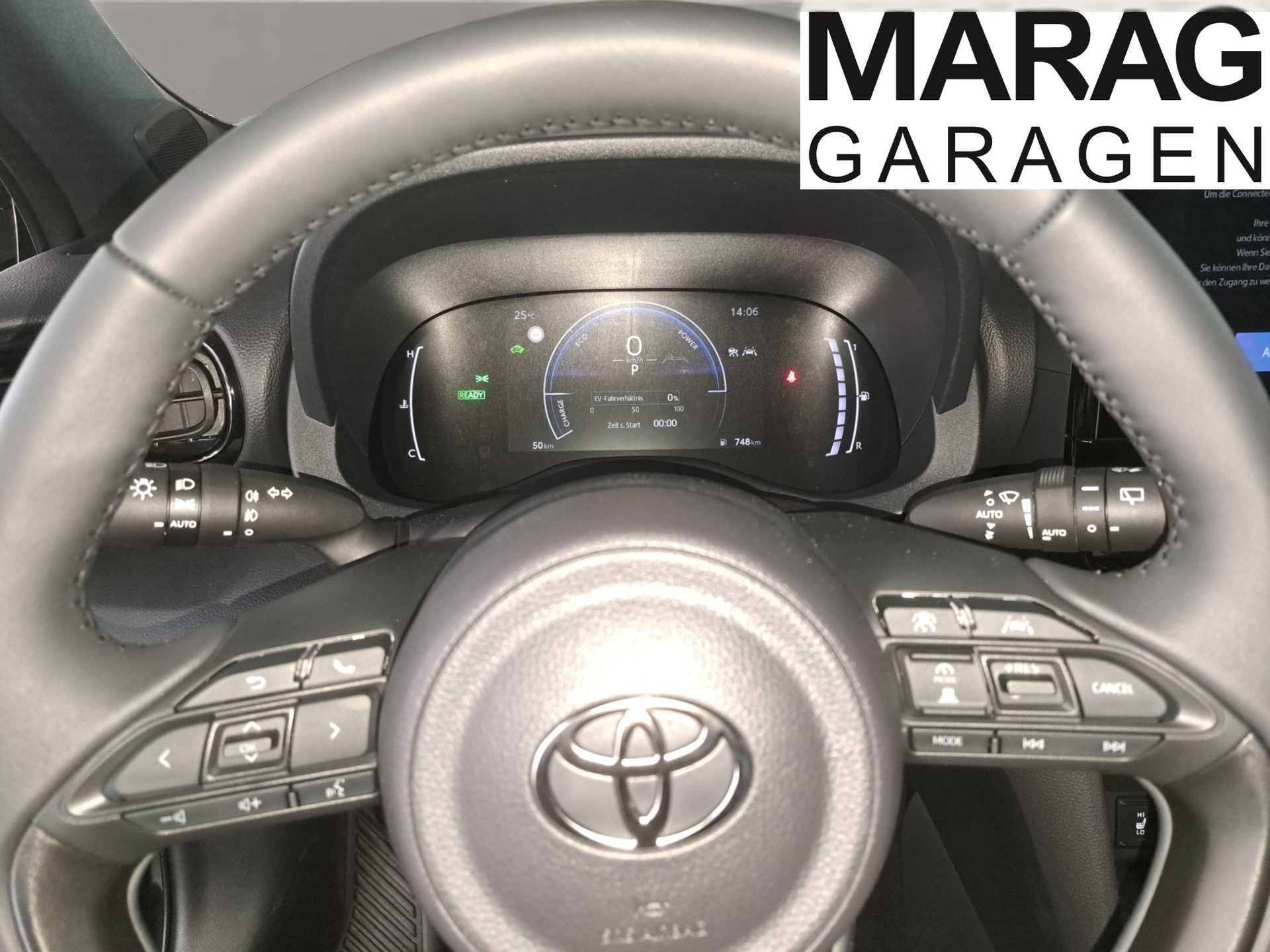 TOYOTA Yaris Cross 1.5 Trend AWDi e-CVT-image-9