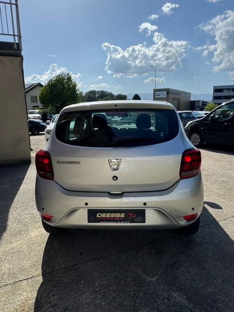 DACIA Sandero TCe 90 Lauréate Automatic-image-5