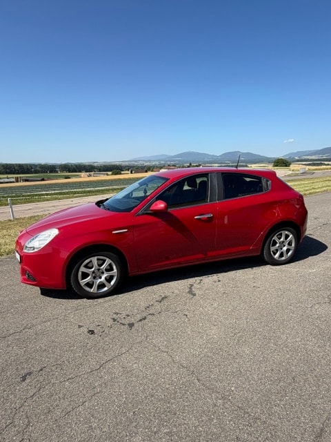 ALFA ROMEO Giulietta 1.4 MultiAir Distinctive-image-3