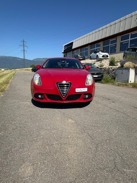 ALFA ROMEO Giulietta 1.4 MultiAir Distinctive-image-1