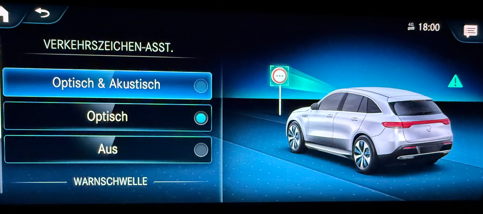 MERCEDES-BENZ EQC 400 AMG Line 4Matic-image-9
